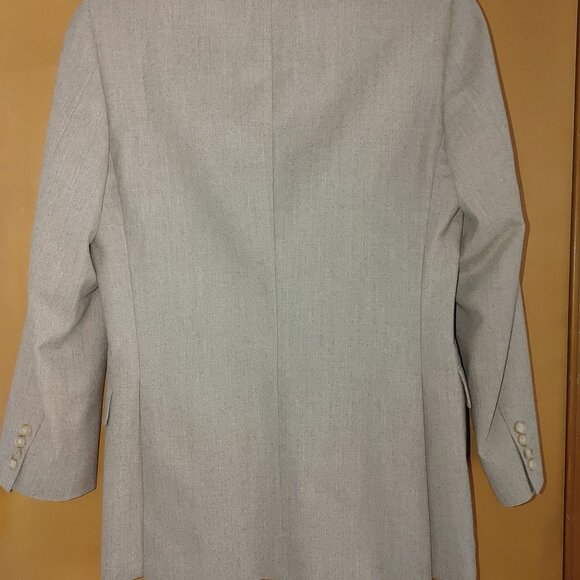 Vintage YVES SANT LAUREN Men's 100% Wool Long Sleeves Blazer Size 38R Used - Picture 2 of 7